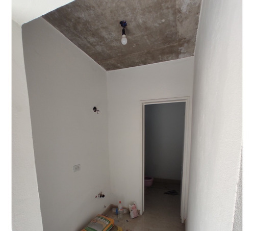 Imagen 10 de 12 de Local Comercial En Zona Inmejorable. Barrio Parque, Ing Allan. 1282 Y 1211