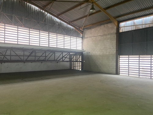 Imagen 7 de 24 de Se Vende Galpon Industrial 2422m²t-1753m²c-5 Ofc+20p.trabajo+10b+50p+p.electrica-guaicay-es