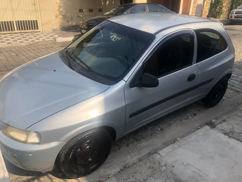 Imagem 2 de 11 de Chevrolet Celta