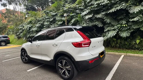 Volvo XC40 2.0 T5 Awd R-design
