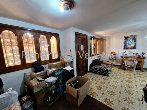 Oportunidad De Inversión Casa En Venta Urb Las Acacias Zona Comercial 25-12564 Hc