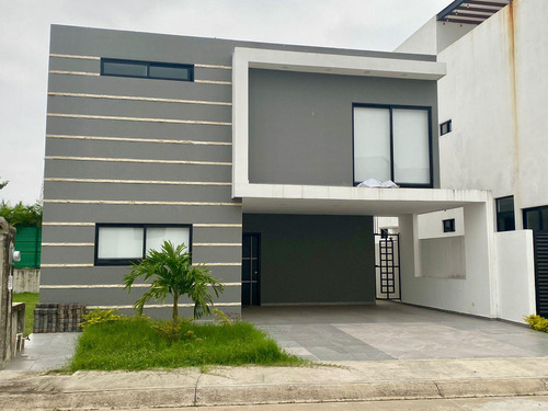 Casa En Venta Residencial Villa Brisa Villahermosa