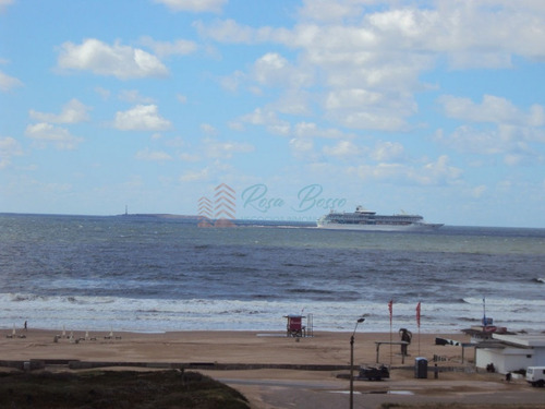 Apartamento En Brava, 3 Dormitorios *- Ref: 1938