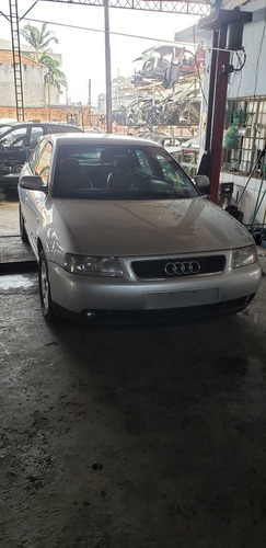 Imagem 2 de 7 de Audi A3 Sucata