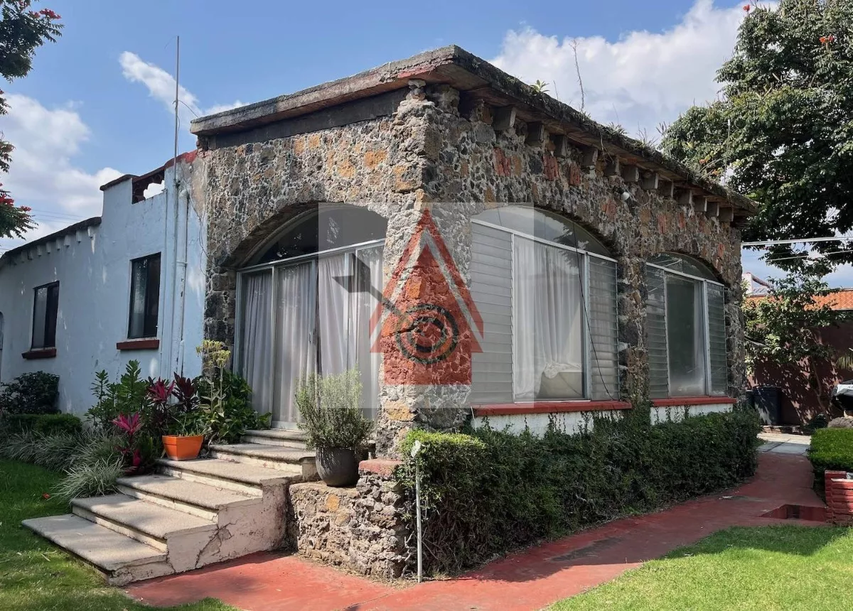 Casa En Venta Para Usos Diversos Con Oportunidad De Inversión En El Norte De Cuernavaca Morelos