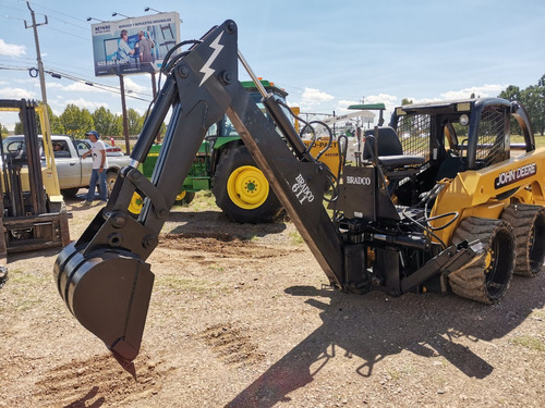 Imagen 4 de 10 de Brazo Excavadora Para Minicargador Bobcat Caterpillar Case
