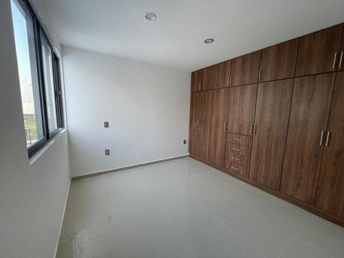 Casa En Venta En Residencial Explanada Sur