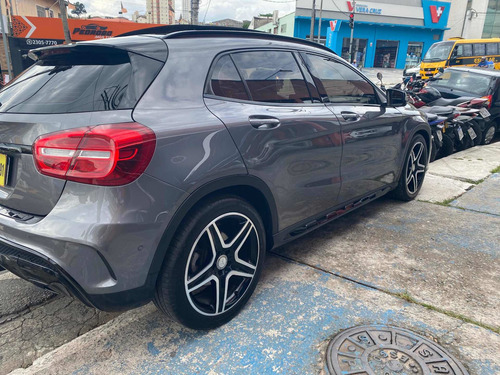 Imagem 10 de 15 de Mercedes-benz Classe Gla 2015 2.0 Sport Turbo 5p
