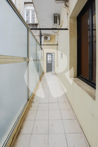 Venta De Piso En San Nicolás - 162 M² Apto Profesional!