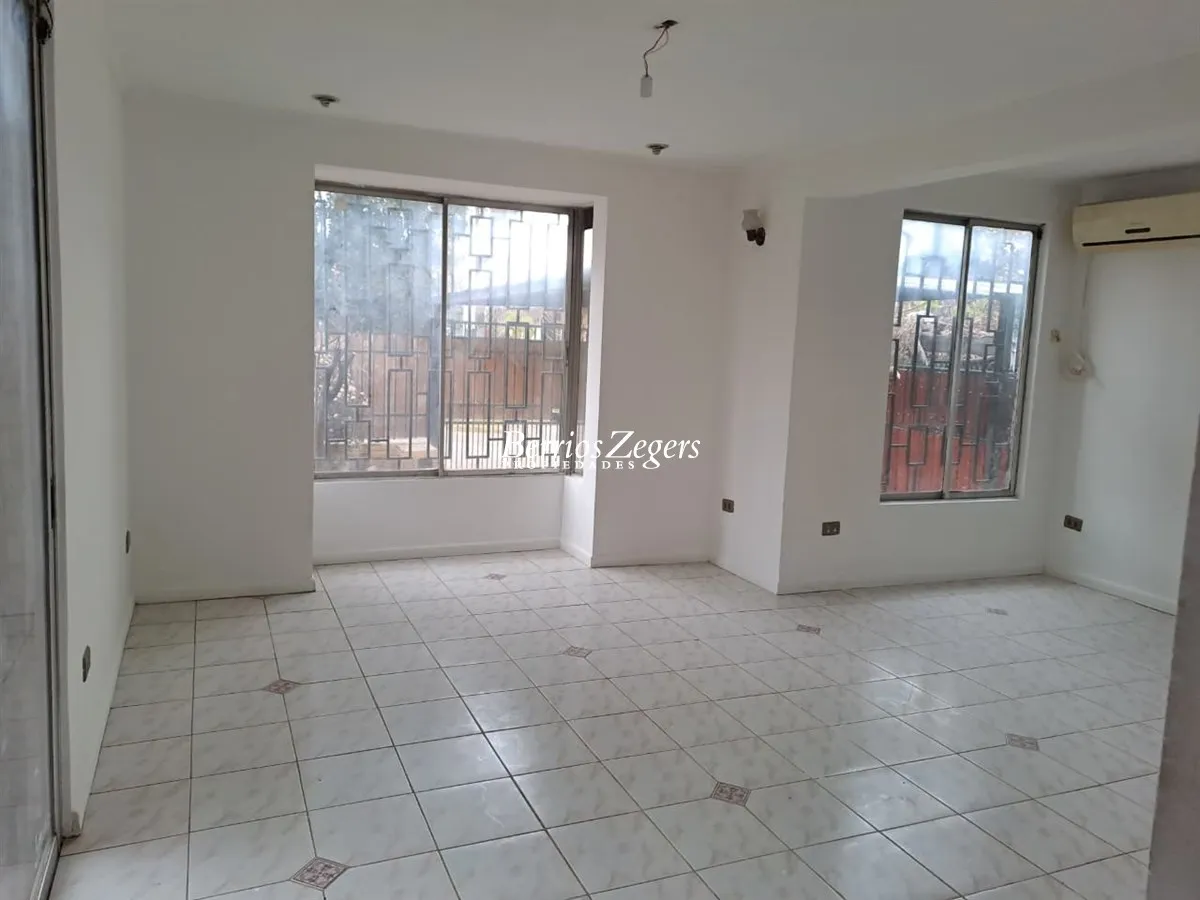Imagen 2 de 29 de Casa En Arriendo De 4 Dorm. En Las Condes