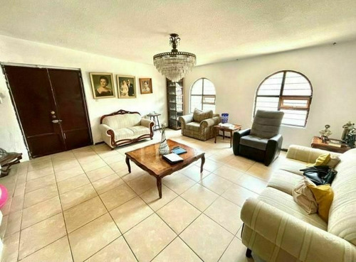 Excelente Casa En Venta En Col Providencia En Guadalajara Pa
