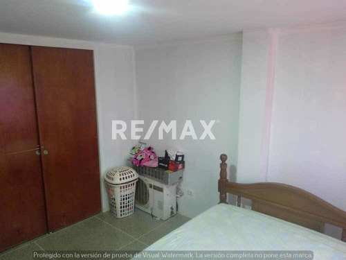 Imagen 11 de 16 de Apartamento En La Baralt