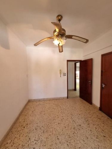 Excelente Departamento En Alquiler, Muy Buena Ubicacion!