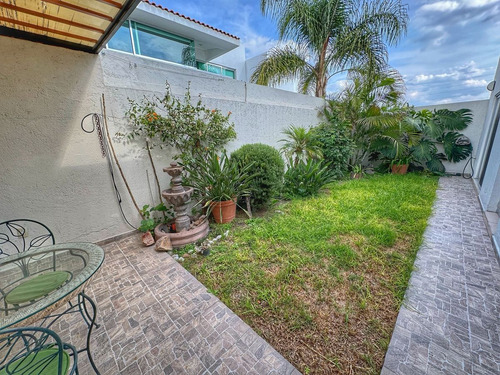 Cómoda Casa De Una Planta- Lomas De Juriquilla