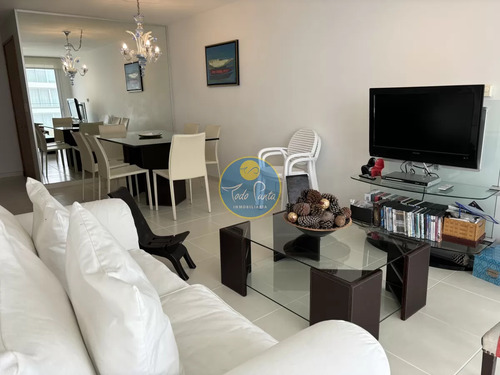 Seasons Tower Venta Mansa Pegado A Enjoy Conrad Hotel