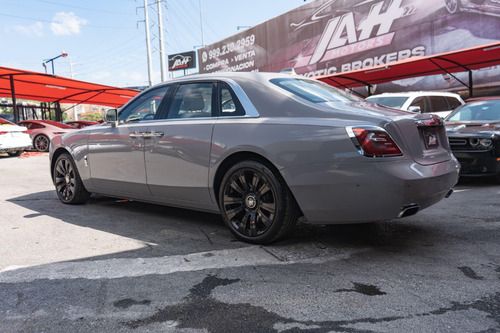 Rolls Royce Ghost 2021