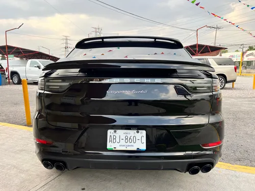 Porsche Cayenne coupé 4.0 v8 turbo at