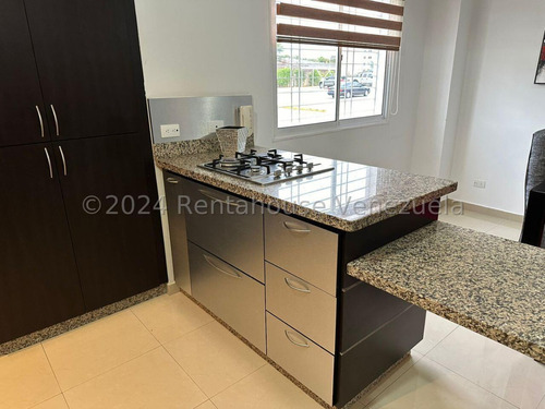 Dennymar, Vende Apartamento Amoblado En Urb Priv Al Este De La Ciudad, Conectado A Planta, Areas Sociales, 2hab, 2baños, Ambientado Para Brindar Total Confort Para Vivir Y Descansar, Contáctame B4b5b4