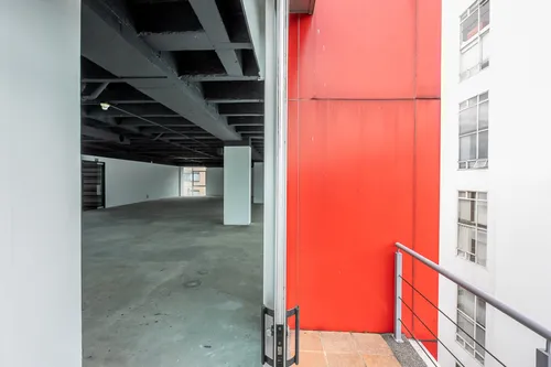 Oficina En Arriendo/venta En Chico Norte. Cod V1094076