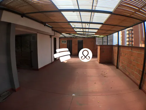 Lujoso Apartamento En El Corazón De Laureles