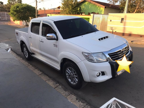 Imagem 3 de 12 de Toyota Hilux Cd 4x4 Srv Ano: 2014 Diesel