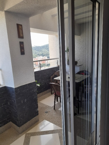 Imagen 11 de 30 de Angela Betancourt Vende, Bello Y Moderno Penthouse En Mañongo Foa-2394 04125067379 04244900499