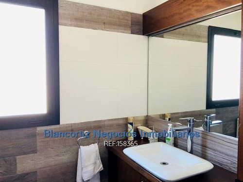Imagen 14 de 30 de Se Vende Casa En Laguna De Los Cisnes Punta Del Este