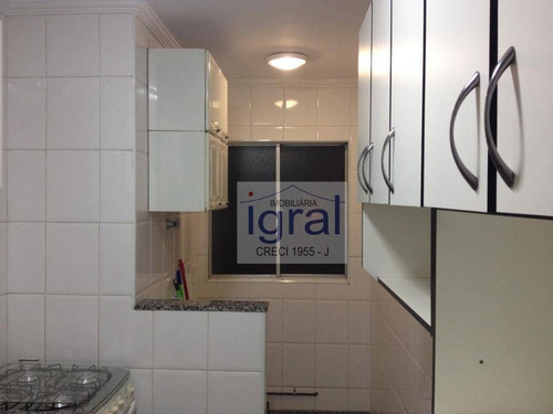 Imagem 3 de 20 de Vendo Apartamento 2 Dormitórios, Sala, Cozinha,banheiro , 1 Vaga, Ótima Localização, Fácil Acesso Ao Transporte E Comércio. - Ap0867