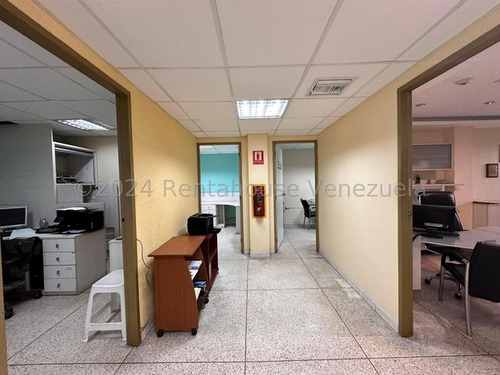 Cf Hermoso Edificio Con Excelente Distribución Con Mobiliario De Oficina A La Venta En El Limón!! Listing 25-14707