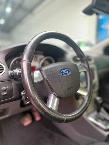 Ford Focus Focus Sedan 2.0 16V/2.0 16V Flex 4p