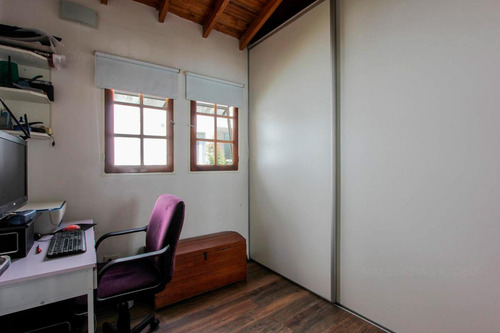 Venta De Casa 5 Ambientes En Banco Provincia - Zona Golf, Moreno