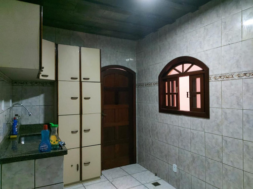 Vende-se Casa Em Cabo Frio Próxima Da Praia!