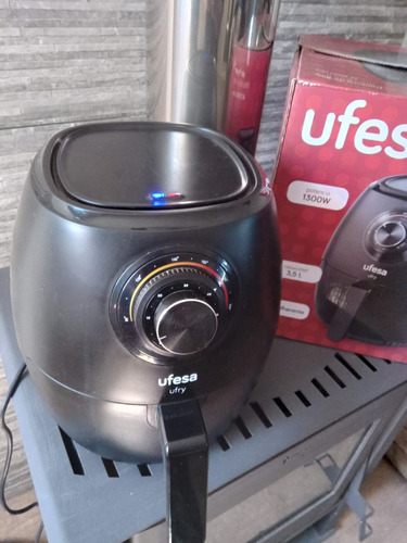 Air Fryer (freidora Sin Aceite) Marca Ufesa Af3500. 