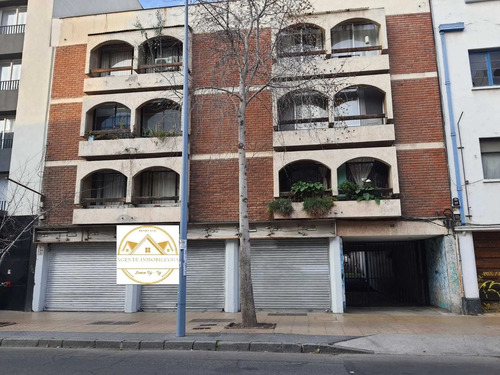 Amplio Local Comercial (71517)