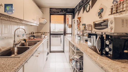 Departamento En Venta De 3 Dorm. En Concepción