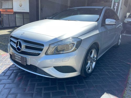 Imagem 1 de 11 de Mercedes-benz A200 Urban 1.6