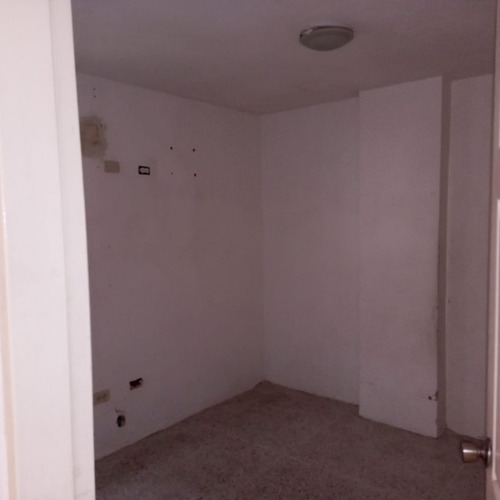 Imagen 18 de 23 de Global Alquila Apartamento En Paraparal, Res. Copoazu (gla-1153)