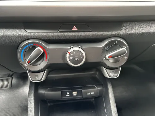 Kia Rio NEW EMOTION SEC 1,4