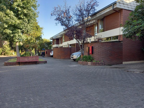 Pedro De Gamboa, Las Condes, Chile