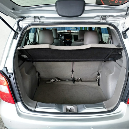 Nissan Livina Sl 1.8 2011 Automática