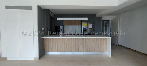 Alquiler De Espléndido Apartamento En Las Mercedes / Cl. Mls-24-22182