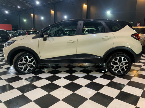 Imagen 9 de 14 de Renault Captur 1.6 Intense Cvt 2019 Nico Mazzaroni Kicks