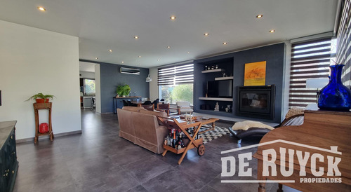 Casa 4 Ambientes Desarrollada En Planta Baja. Altos De Hudson Ii