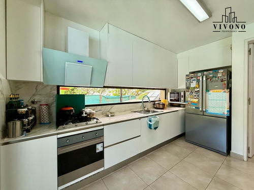 Casa En Venta En Santa Maria De Los Olivos - Malvinas Argentinas - Apta Crédito