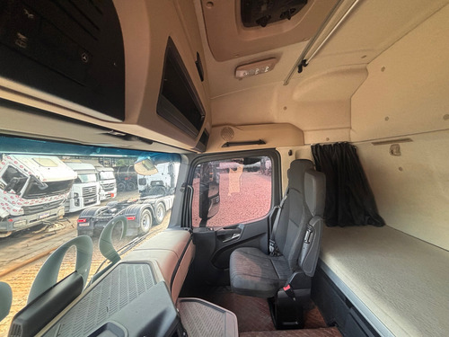 Actros 2548 Ano 2022 Trucado 6x2 New Actros