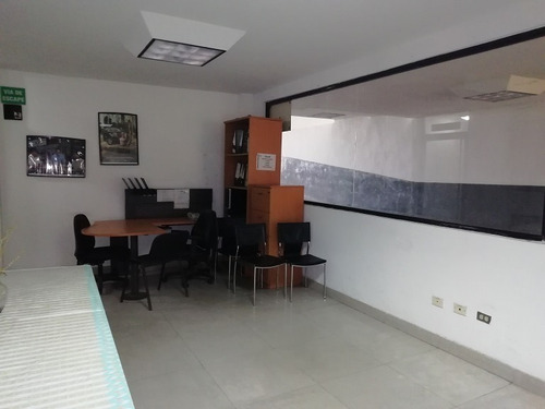Imagen 8 de 14 de Oportunidad De Gran Negocio Para Autos En La Juan Bautista - Porlamar