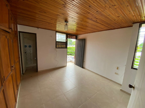 Imagen 25 de 30 de Hermosa Casa Esquinera Remodelada 200mts En Valledupar, Pontevedra
