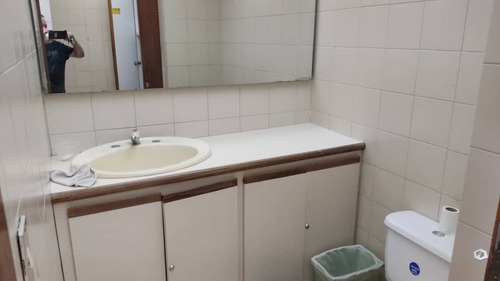 Alquiler Oficina Av Urdaneta Centro Financiero Latino Wsuarez