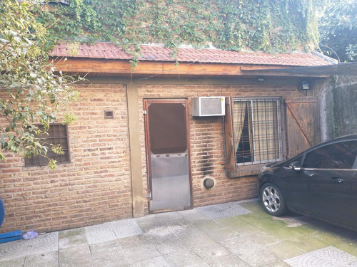 Imagen 21 de 21 de Ph De Tres Dormitorios, Parrilla Y Entrada Para Auto - San Justo
