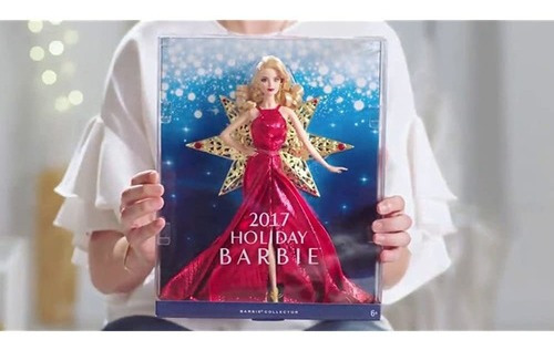 Imagen 7 de 7 de Barbie Muñeca De Vacaciones 2017, Rubia Con Vestido Dorado